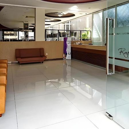 Raffleshom Hotel Bandung Exterior photo